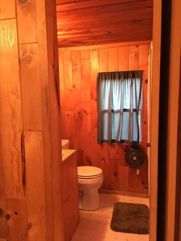 Cabin 3 Bathroom