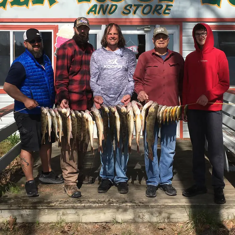 group-with-fish-800px